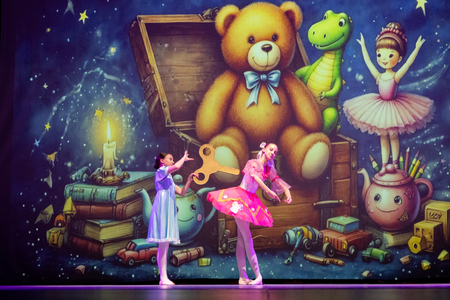 BALET- ČAROVNIJA V OTROŠKI SOBI 24.5.2025 - Valter Leban-6410